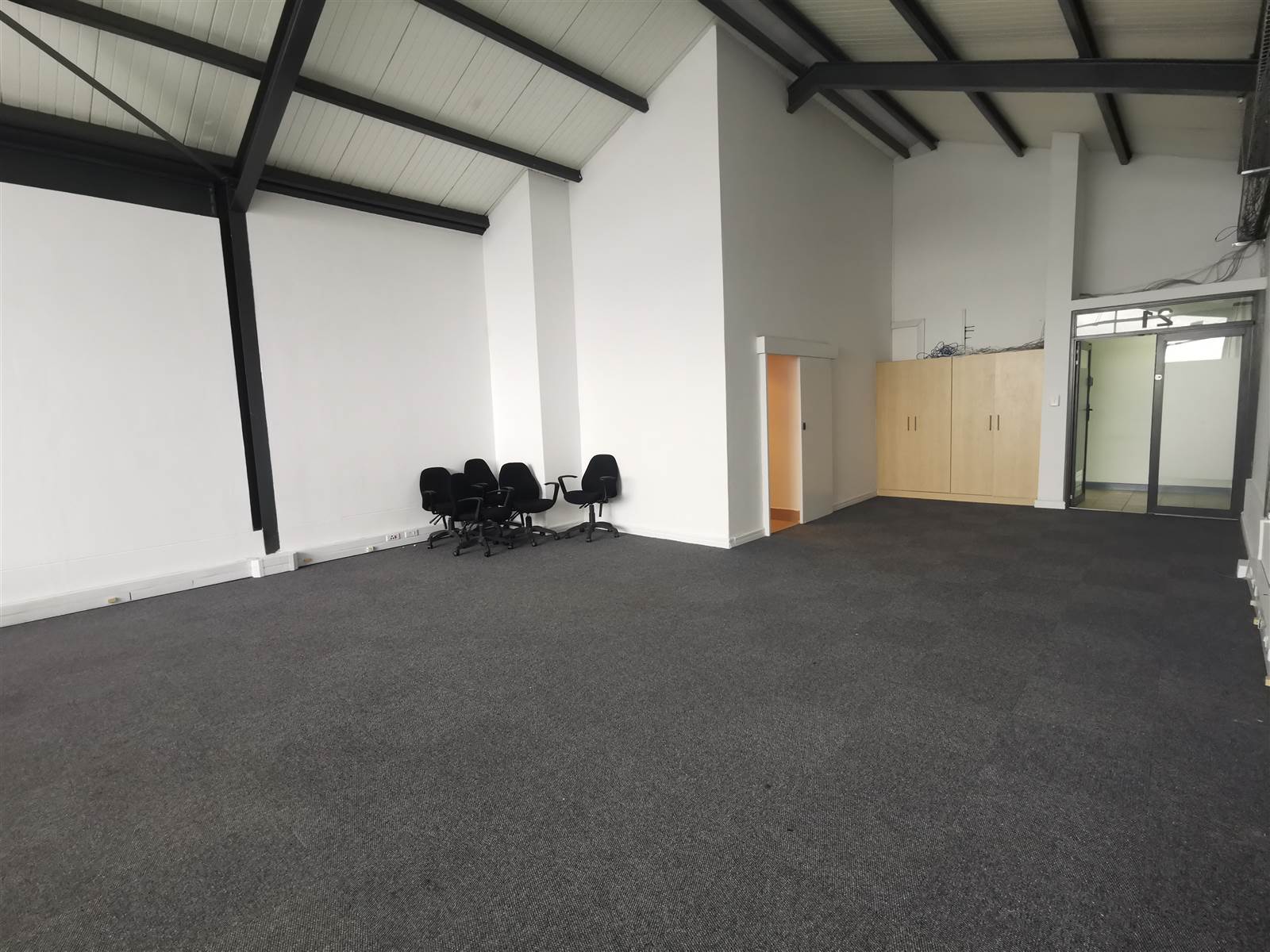 125  m² Commercial space in Maitland photo number 7