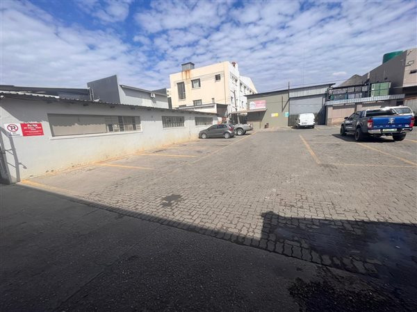 1296  m² Commercial space in Rustenburg Central