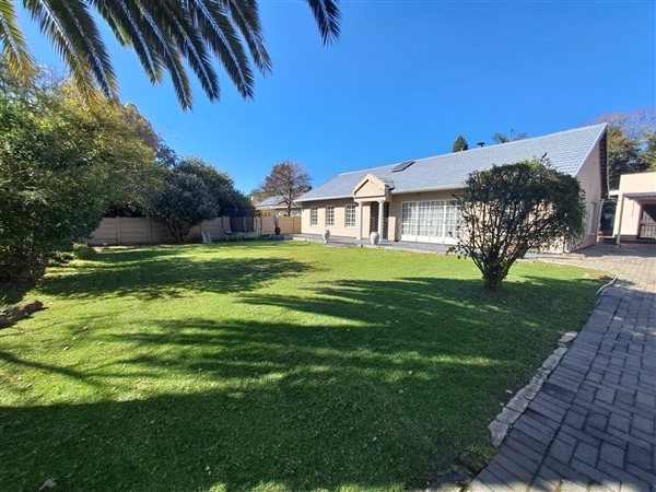 3 Bedroom House 3 Bedroom House