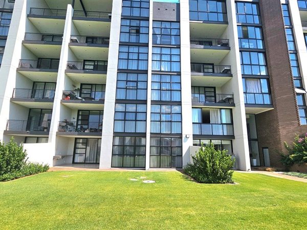 3 Bed Apartment in Midfield Estate