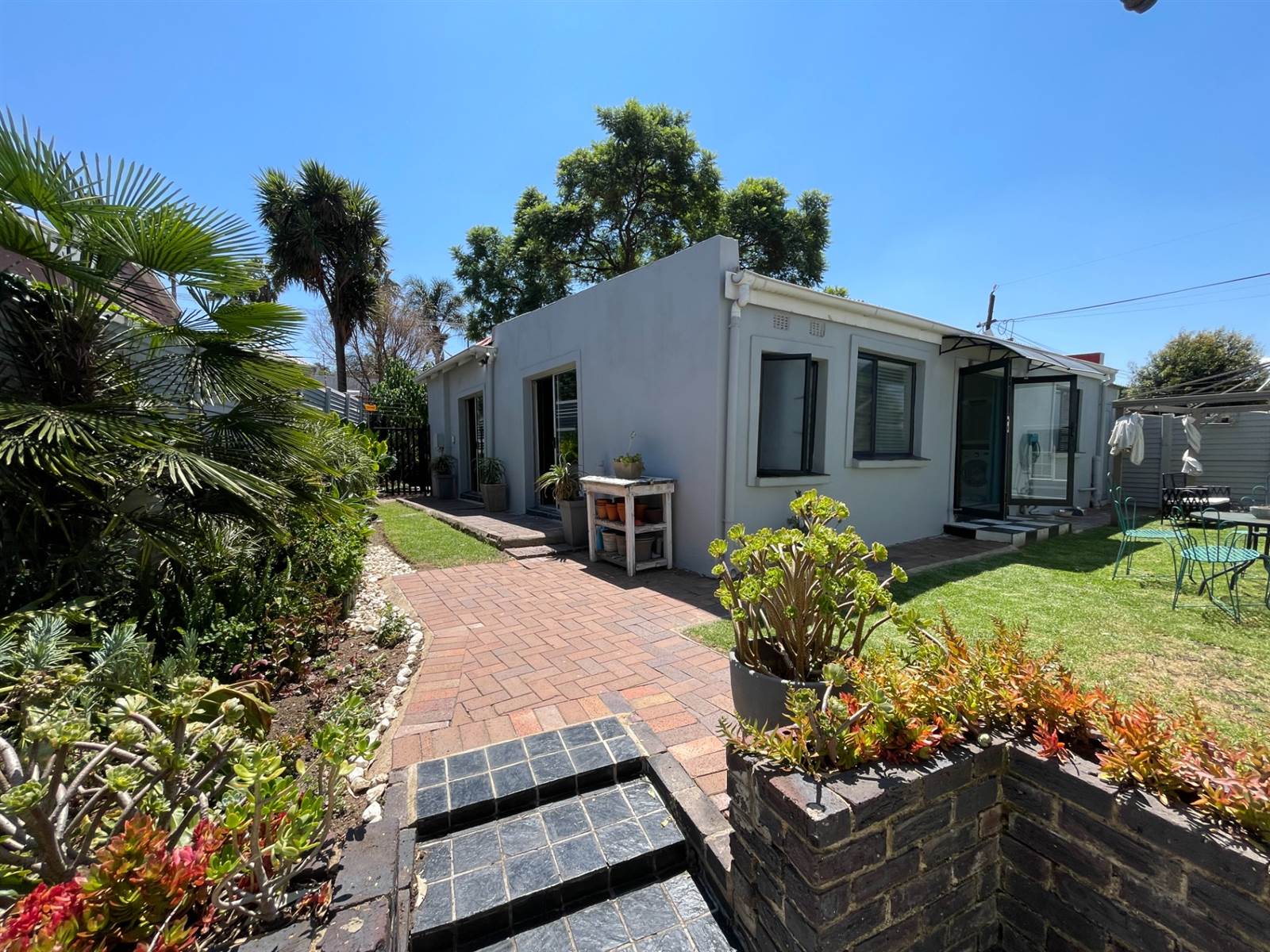 2 Bed House in Northcliff photo number 28