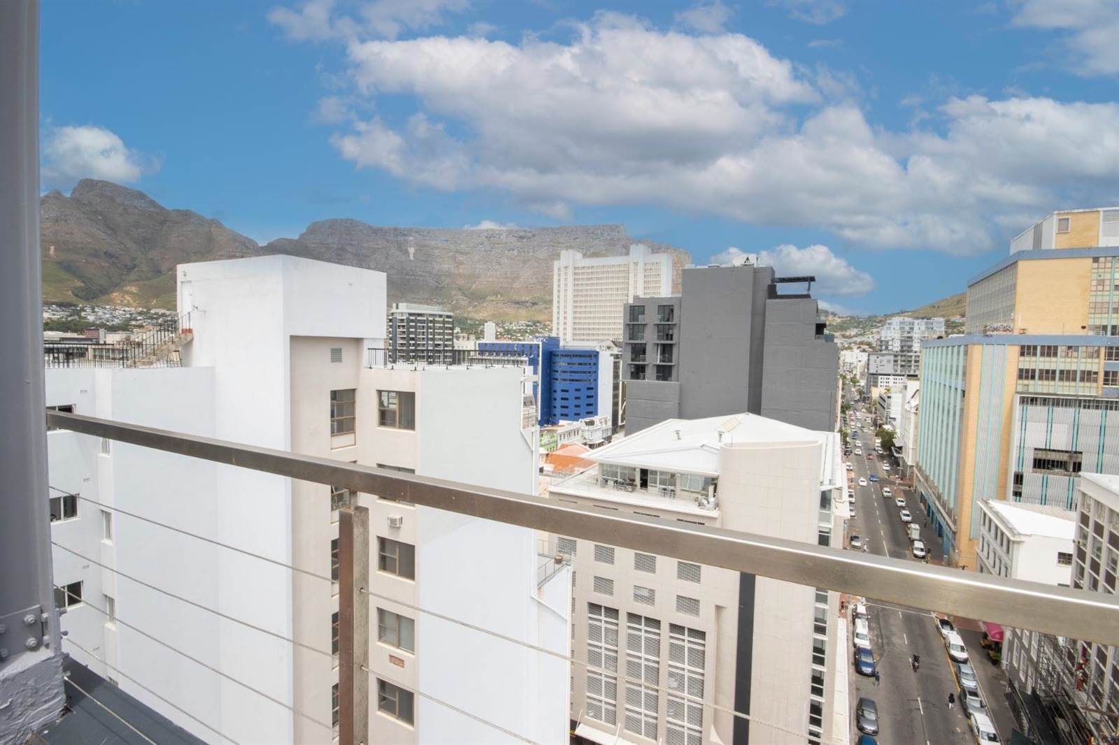 3 Bed Apartment in Cape Town City Centre photo number 18