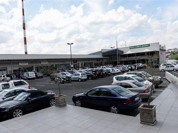 147 m² Retail Space 147 m² Retail Space