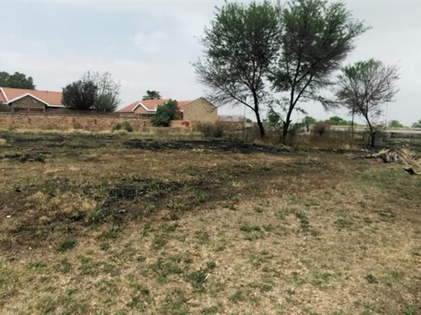 1 000 m² Land 1 000 m² Land