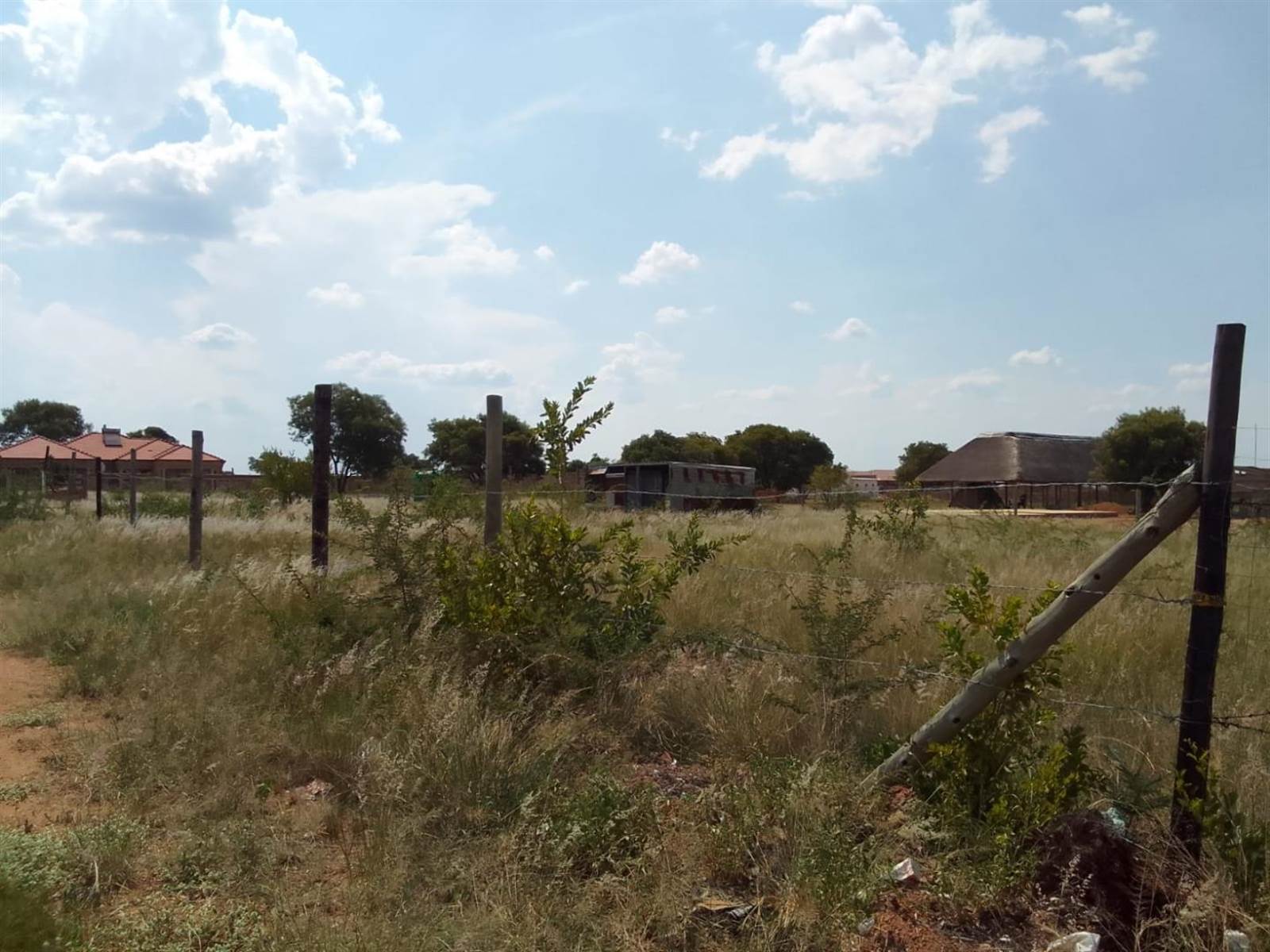 1700 m² Land available in Hammanskraal photo number 3
