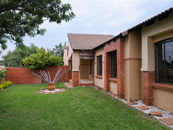 3 Bed Townhouse in Equestria