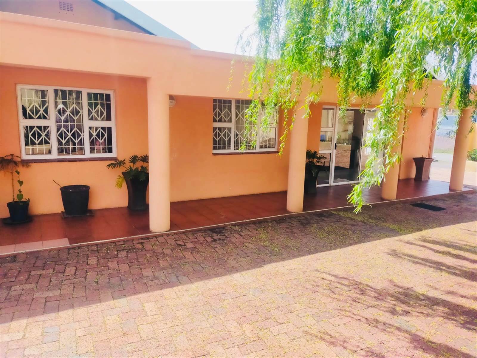 5 Bed House in Matatiele photo number 2
