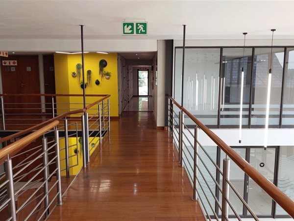 442  m² Office Space