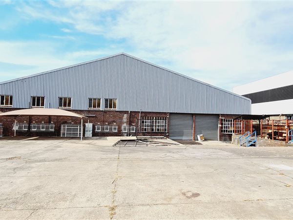 1 946  m² Industrial space