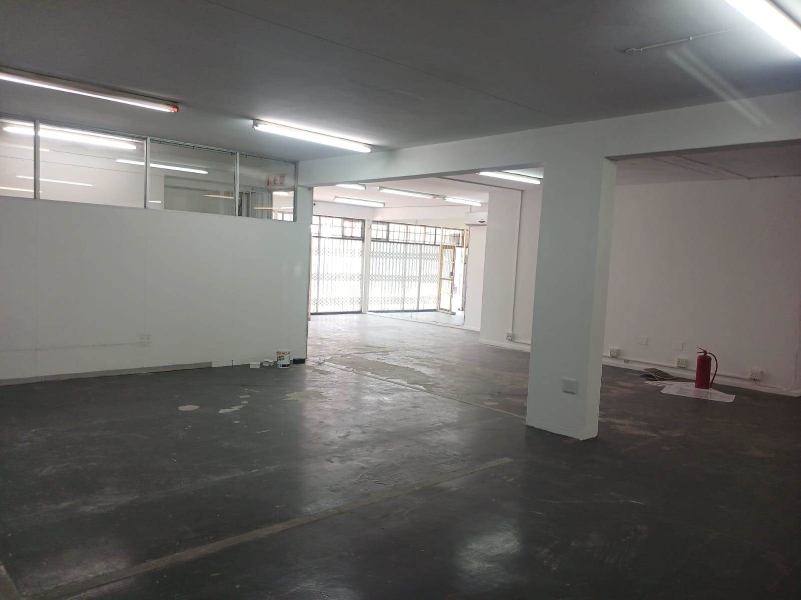 300  m² Retail Space in Greyville photo number 6