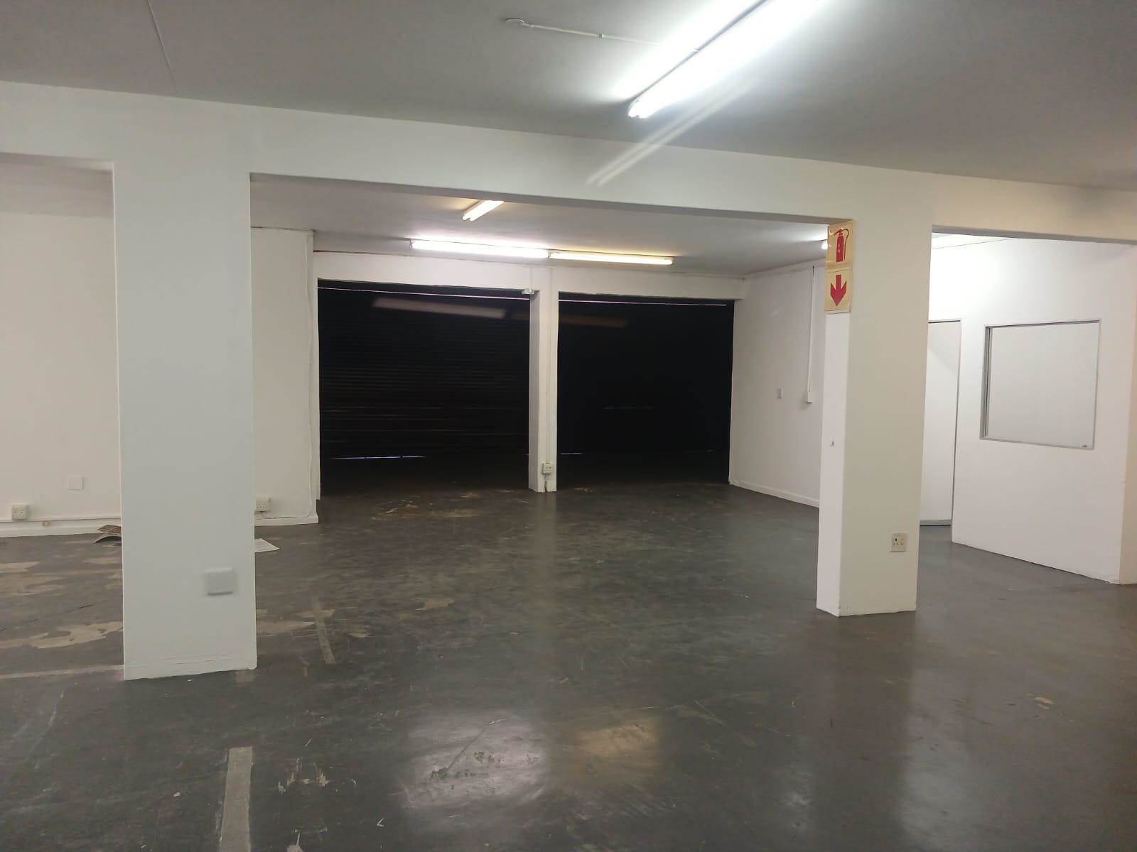 300  m² Retail Space in Greyville photo number 2