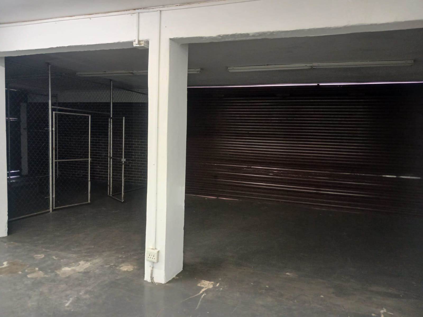 300  m² Retail Space in Greyville photo number 4