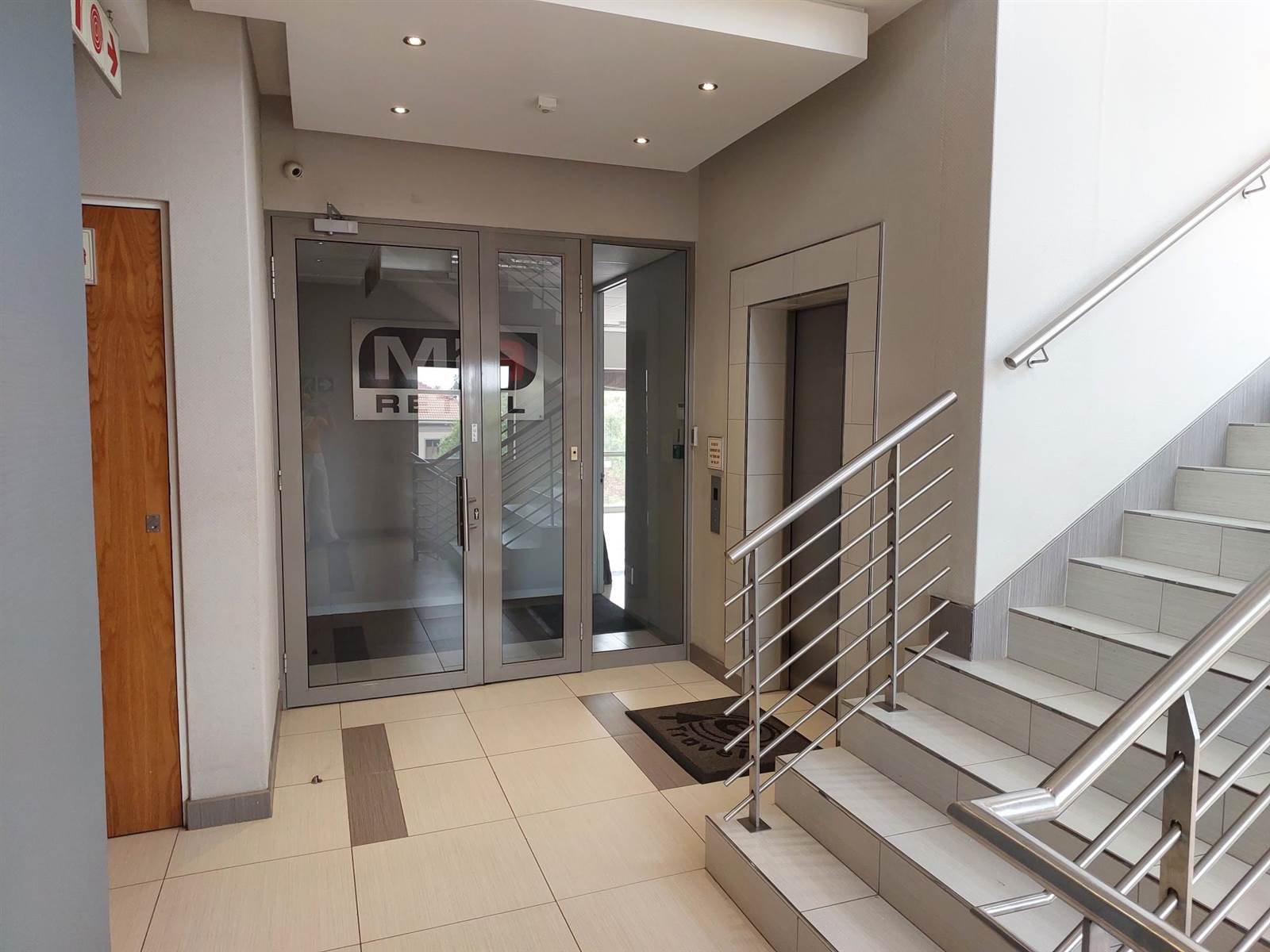 356.8  m² Commercial space in Bryanston photo number 4