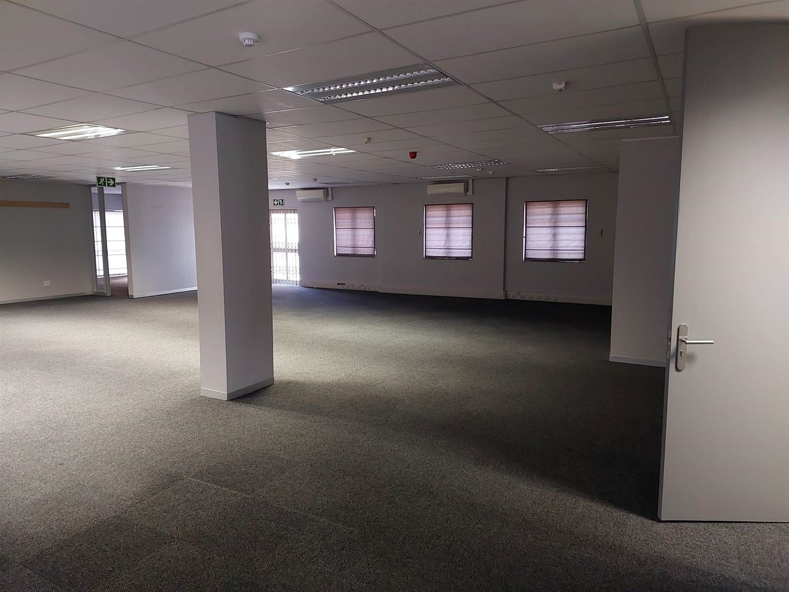 356.8  m² Commercial space in Bryanston photo number 12