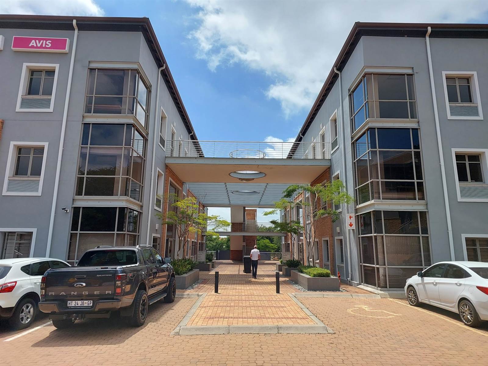 356.8  m² Commercial space in Bryanston photo number 23