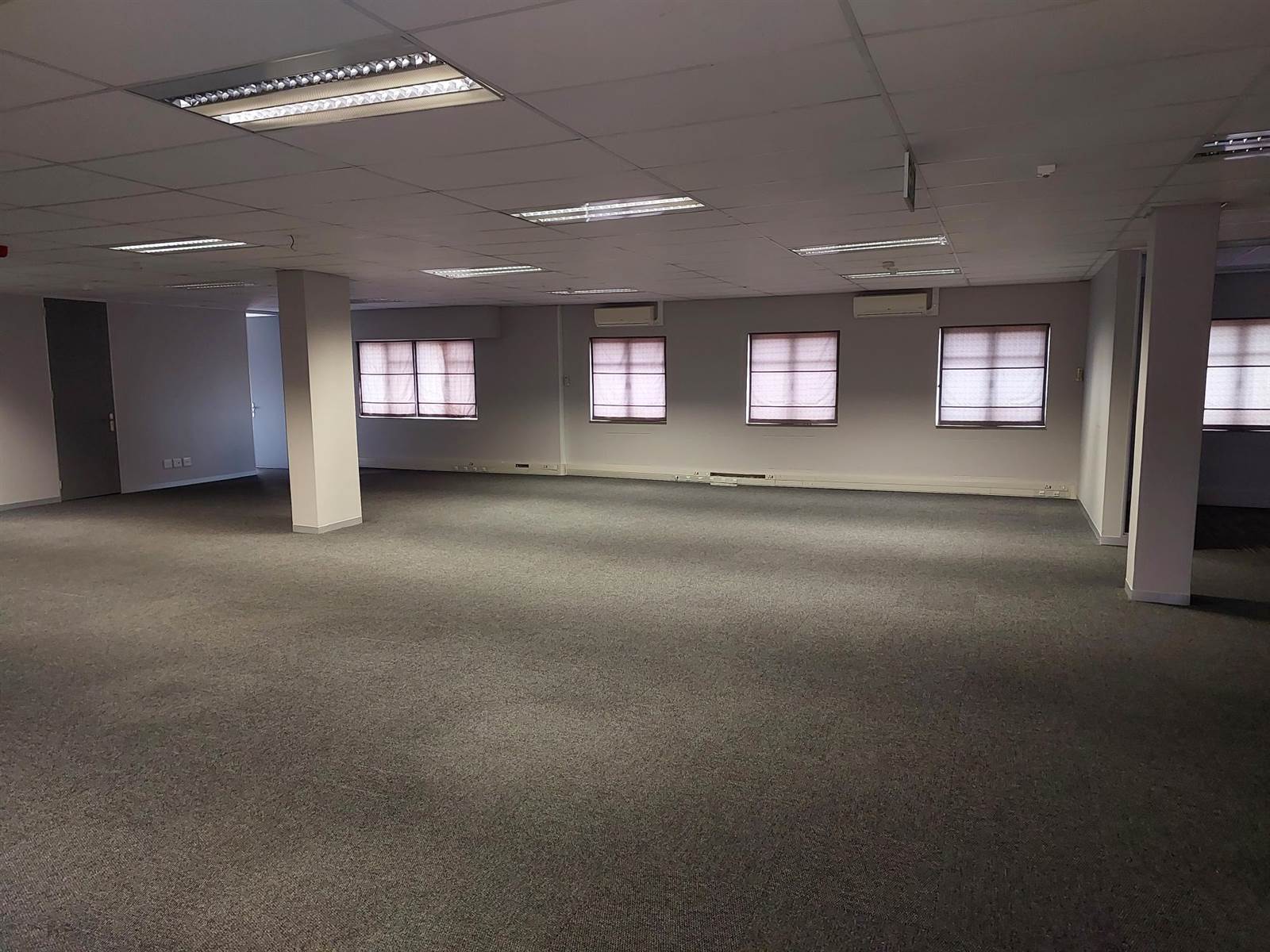 356.8  m² Commercial space in Bryanston photo number 5