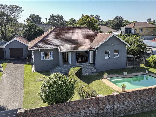 3 Bedroom House 3 Bedroom House
