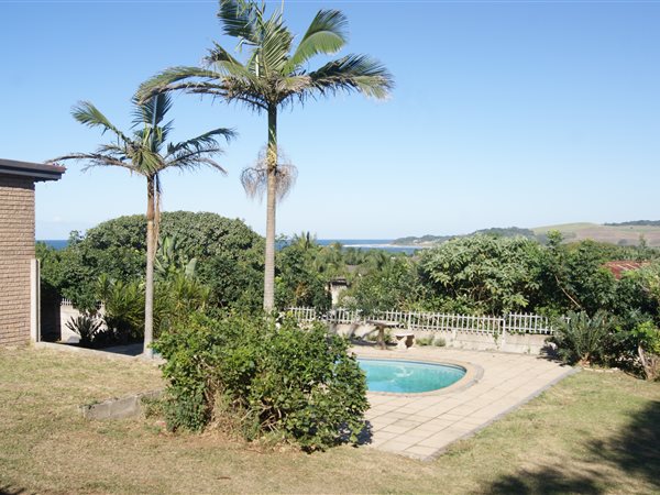 4 Bed House in Blythedale Beach