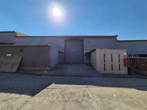 800  m² Industrial space