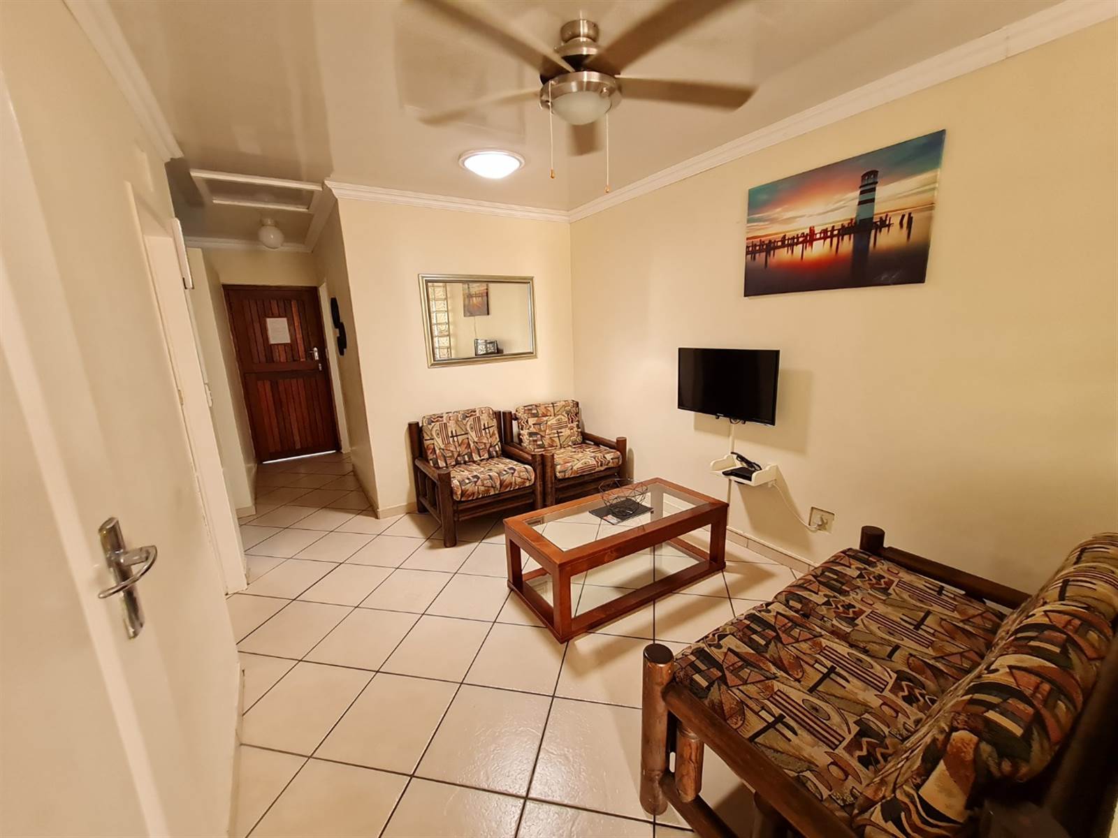 1.5 Bed Apartment in St Lucia photo number 5