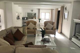 3 Bed House in Bryanston West photo number 1