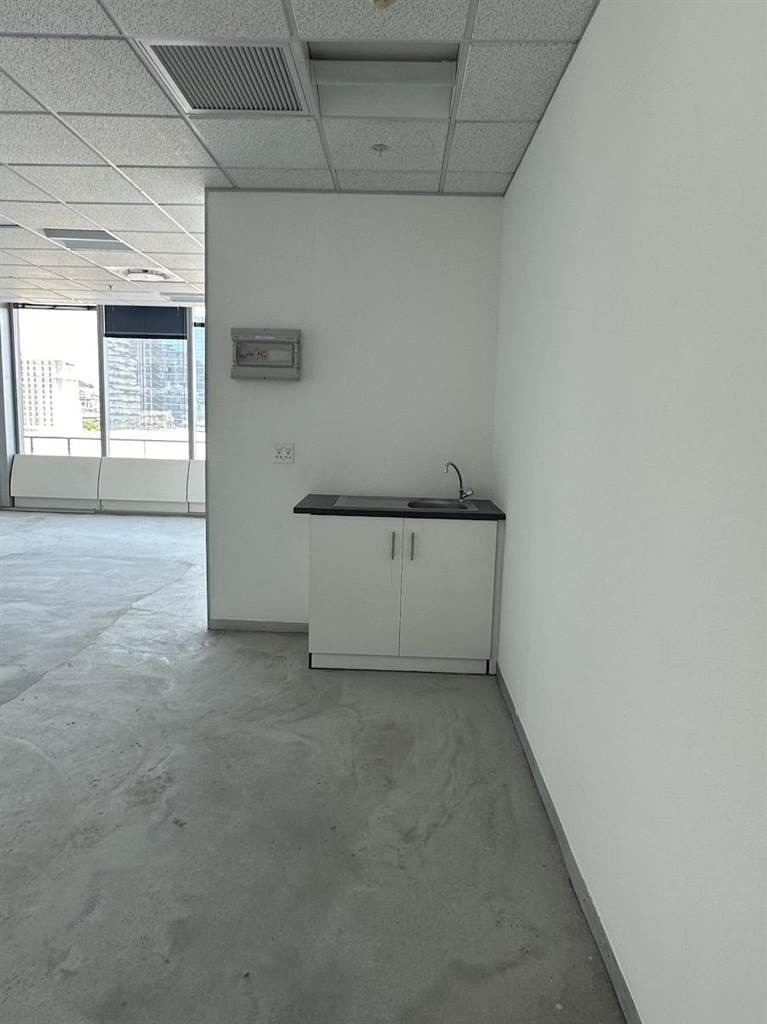 127  m² Commercial space in Foreshore photo number 17