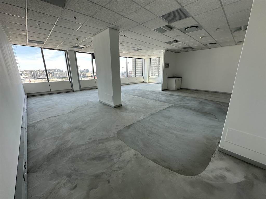 127  m² Commercial space in Foreshore photo number 11