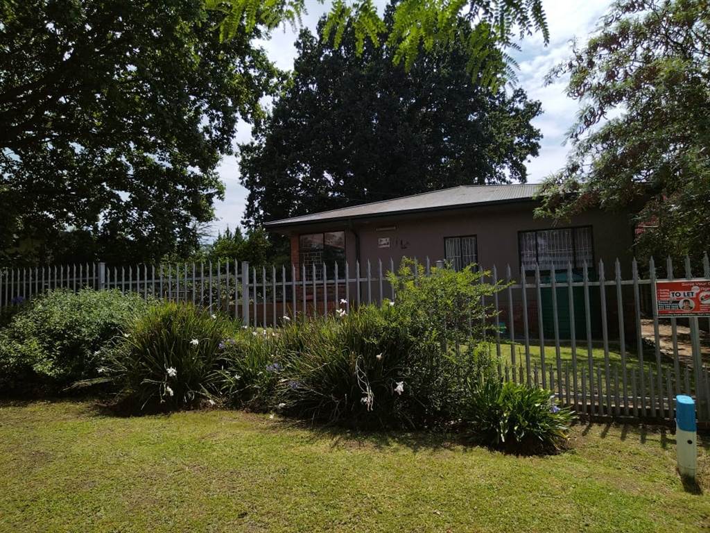 3 Bed House in Ermelo photo number 2