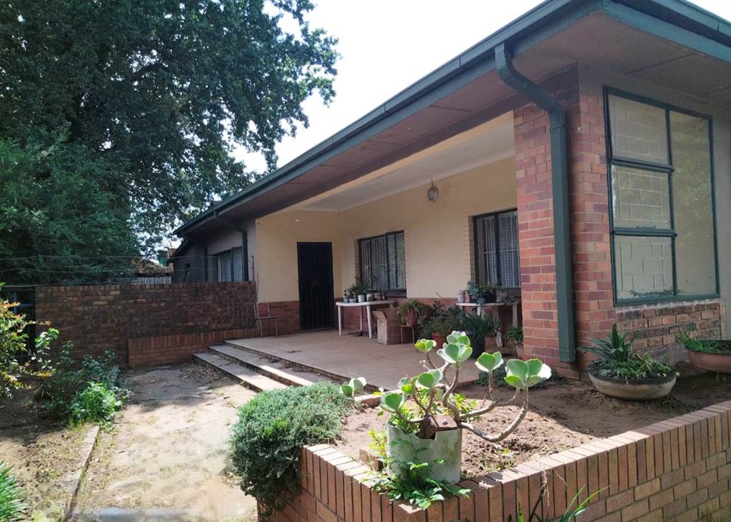 3 Bed House in Ermelo photo number 1