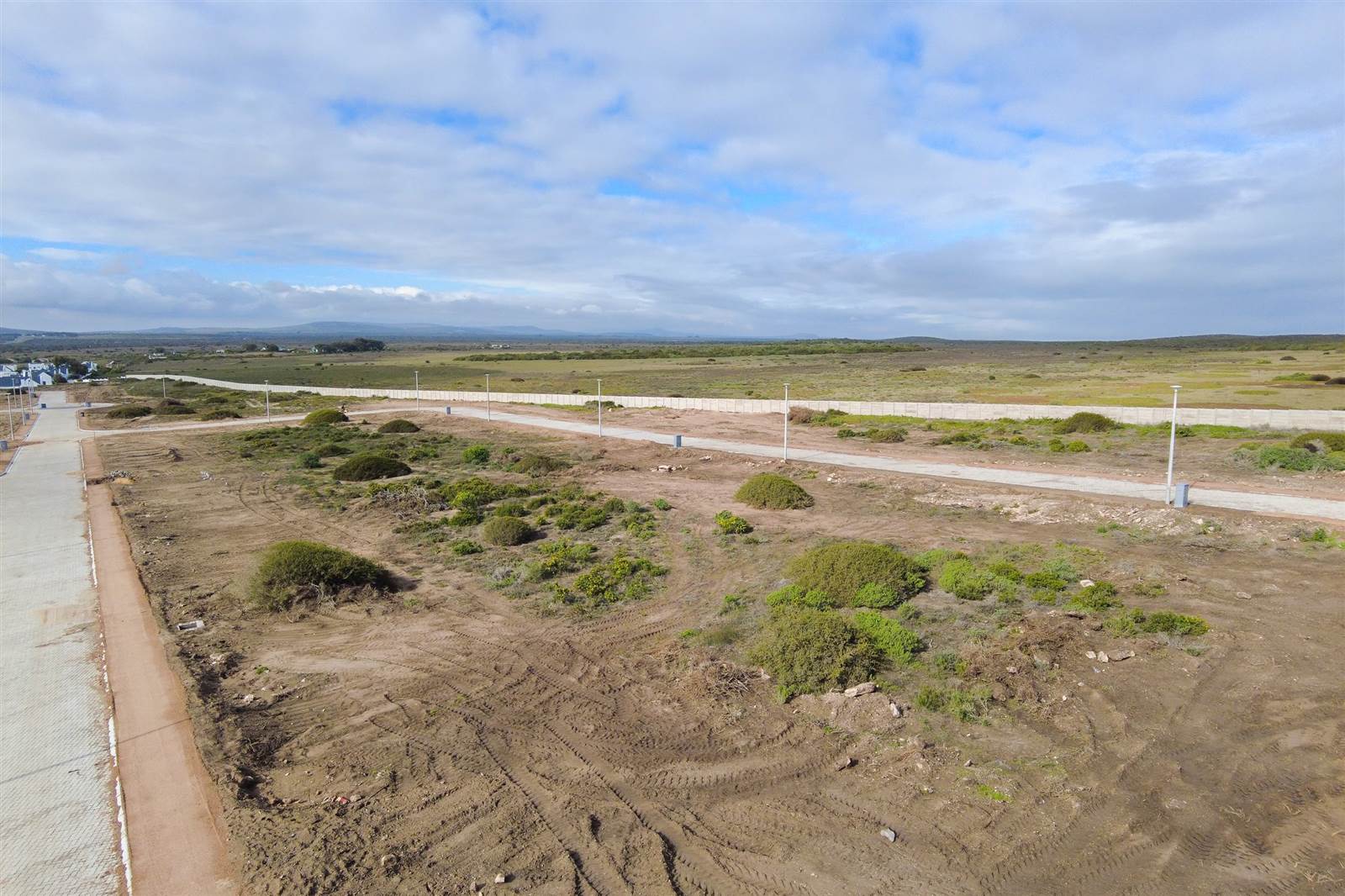 556 m² Land available in Yzerfontein photo number 5