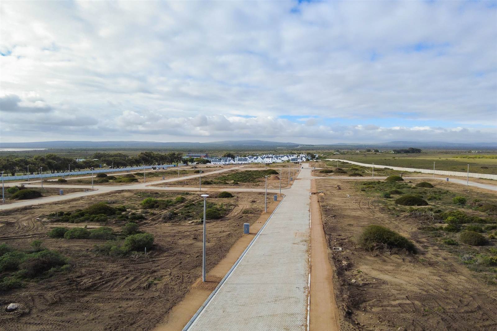 556 m² Land available in Yzerfontein photo number 10