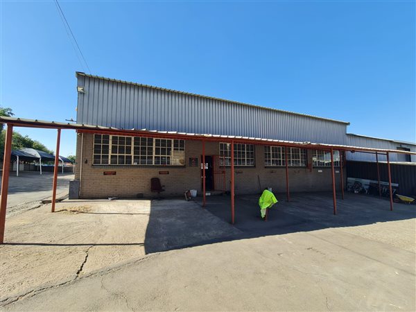 1 190  m² Industrial space