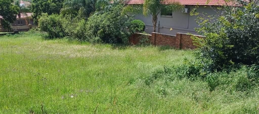 1018 m² Land available in Birdwood photo number 2