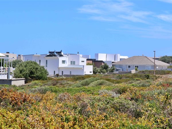 820 m² Land available in Yzerfontein