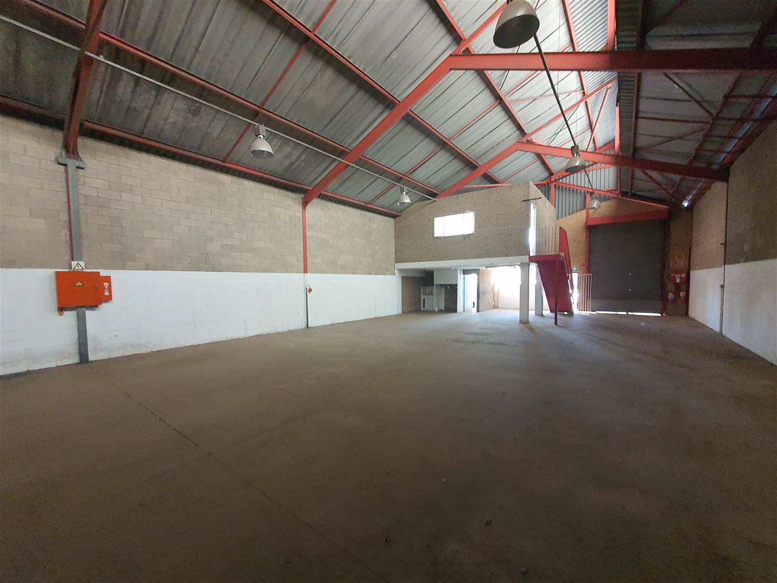 326  m² Industrial space in Robertville photo number 6