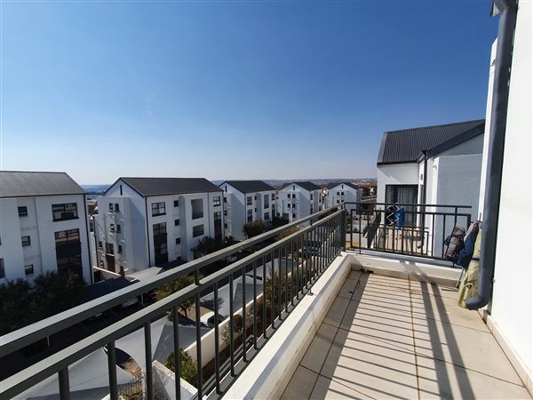 1 Bed Apartment in Greenstone Hill