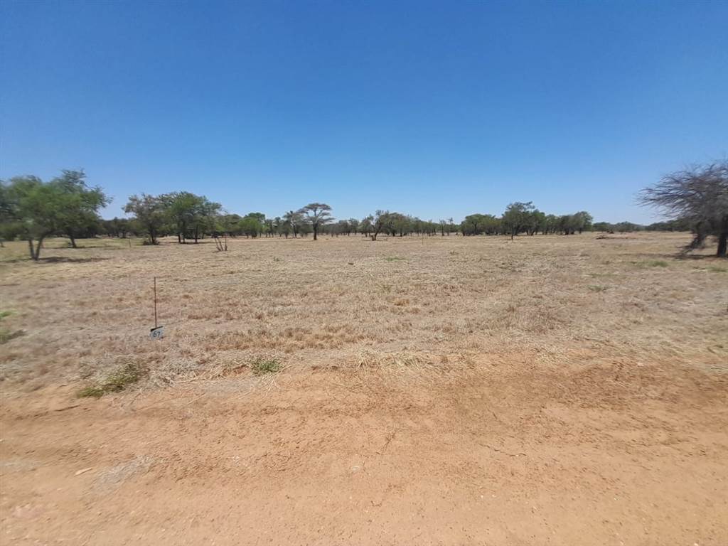 630 m² Land available in Bela-Bela (Warmbaths) photo number 4