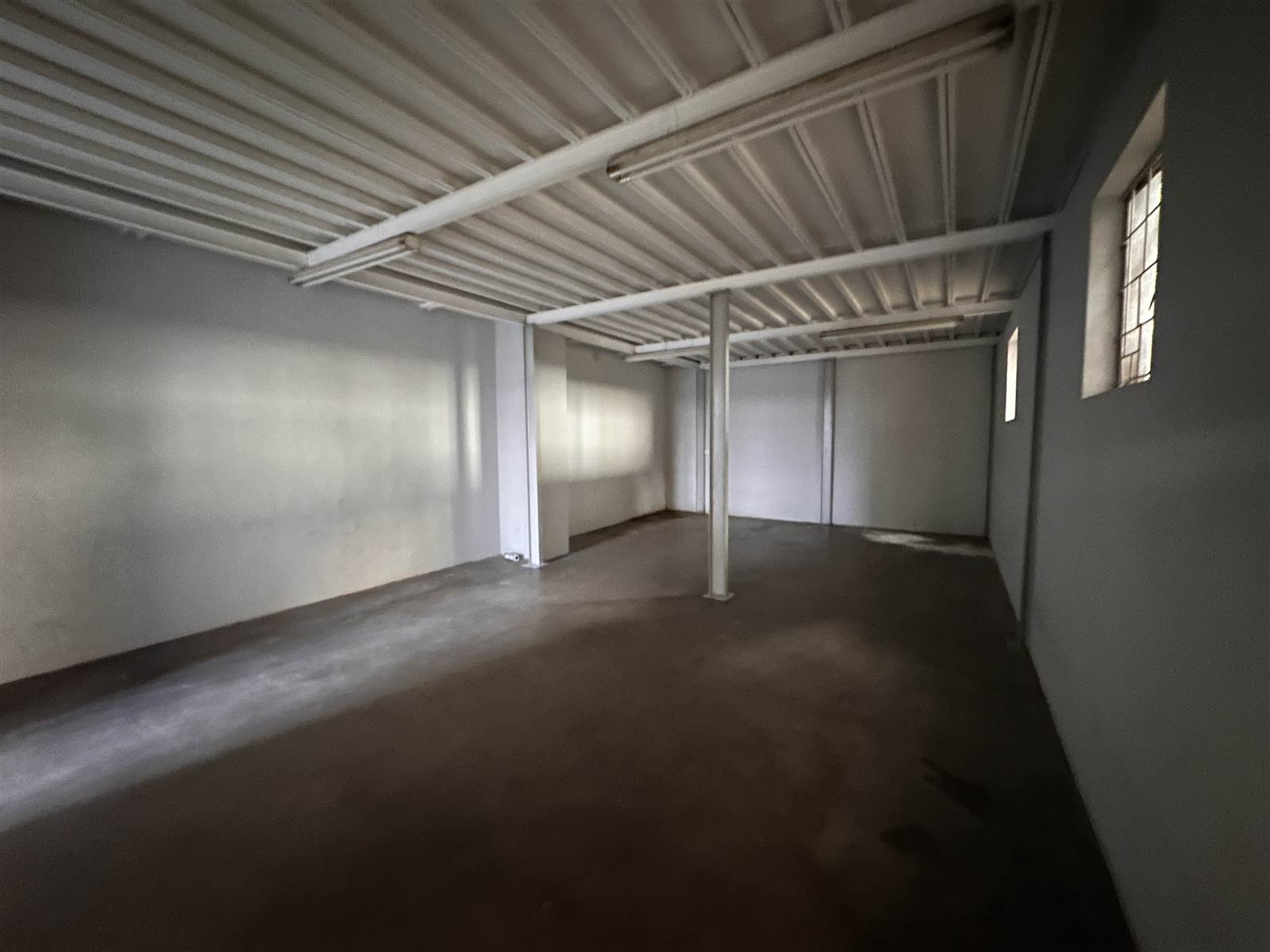 1851  m² Industrial space in Wadeville photo number 16