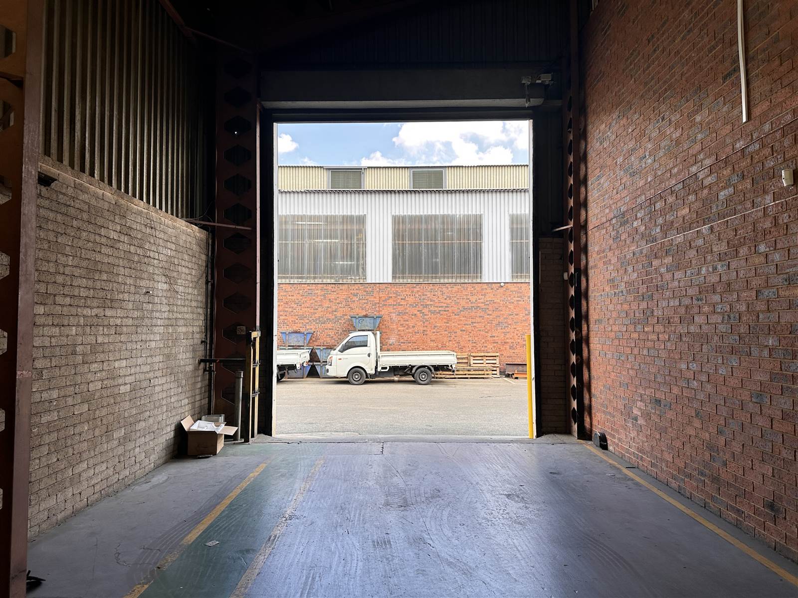 1851  m² Industrial space in Wadeville photo number 5