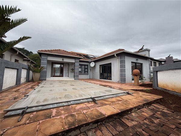3 Bedroom House 3 Bedroom House