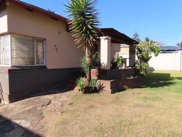 2 Bedroom House 2 Bedroom House