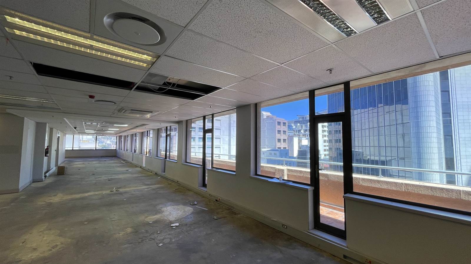 7303  m² Commercial space in Cape Town City Centre photo number 4