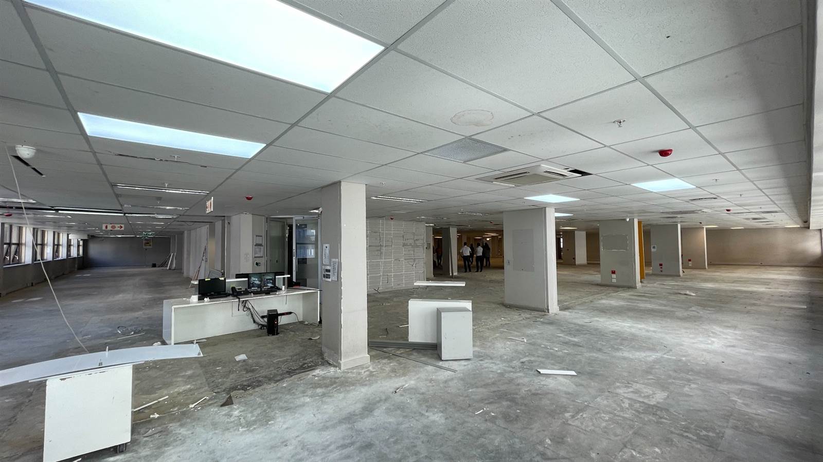 7303  m² Commercial space in Cape Town City Centre photo number 14