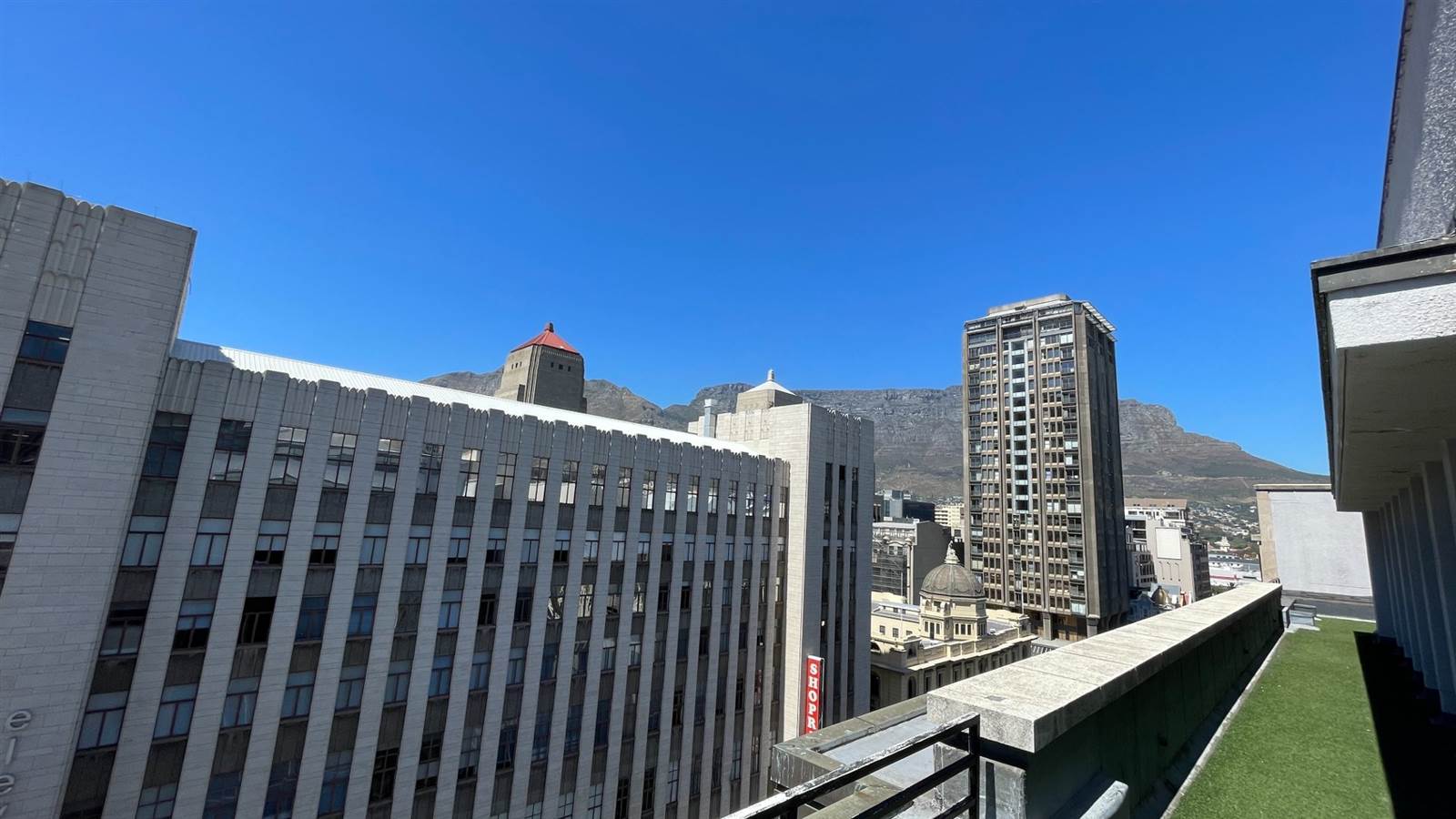 7303  m² Commercial space in Cape Town City Centre photo number 2