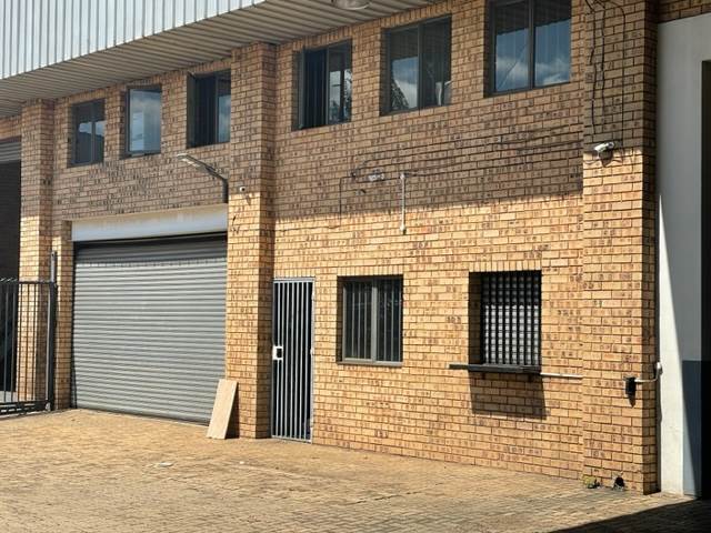 1100  m² Industrial space in Middelburg Central photo number 4