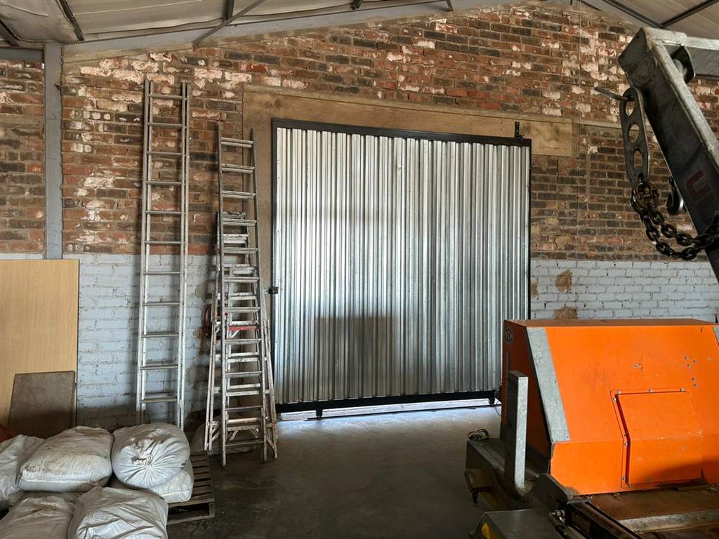 540  m² Commercial space in Tweefontein photo number 5