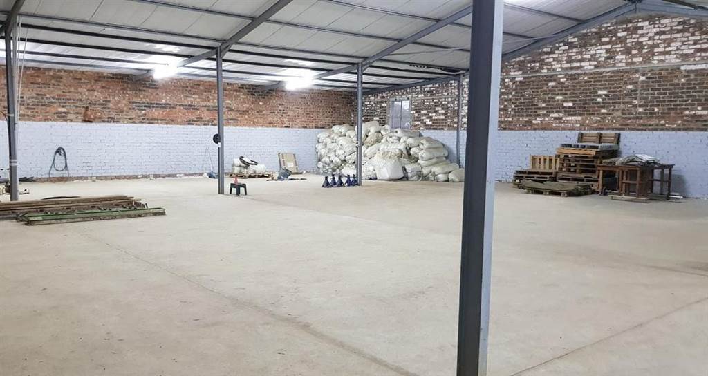 540  m² Commercial space in Tweefontein photo number 4