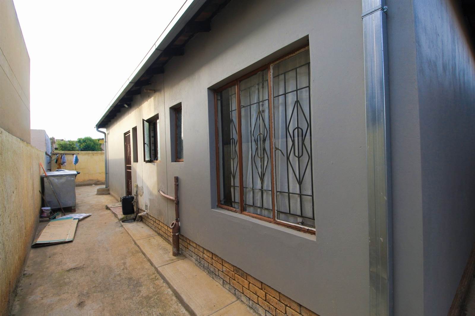 3 Bed House in Naturena photo number 14