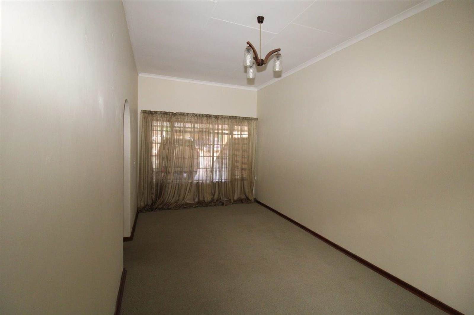 2 Bed Townhouse in Bela-Bela (Warmbaths) photo number 16