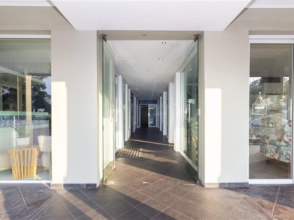 69  m² Commercial space